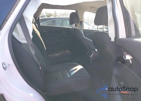 2016 Kia Sorento 2.4L Lx из США, поврежденный, VIN 5XYPG4A33GG107056